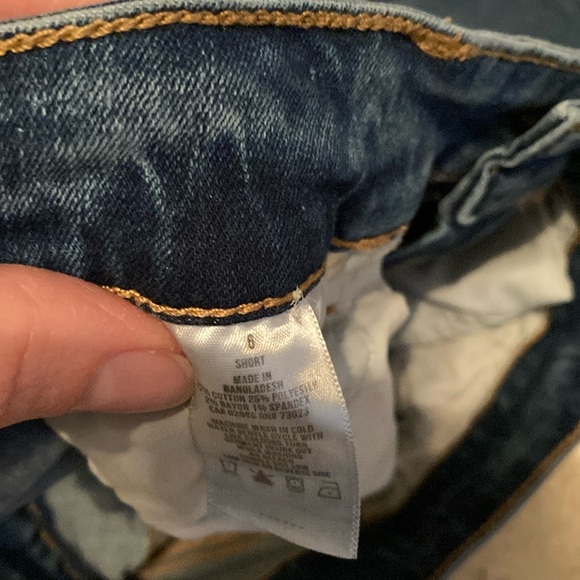 Aeropostale high rise skinny ripped short jeans. - Picture 6 of 8